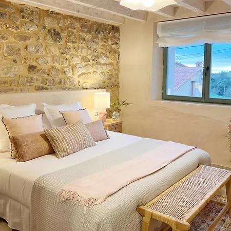 Ferienhaus Wishome-casa Centenaria Rehabilitada Con Encanto Y Piscina Privada Climatizada