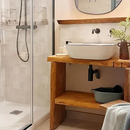 Ferienhaus Wishome-casa Centenaria Rehabilitada Con Encanto Y Piscina Privada Climatizada *