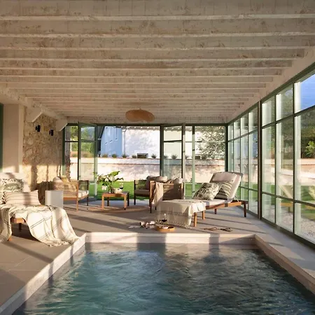 Wishome-villa Centenaria Muy Especial Con Piscina Y Jardin Privado Semesterbostad Caviedes